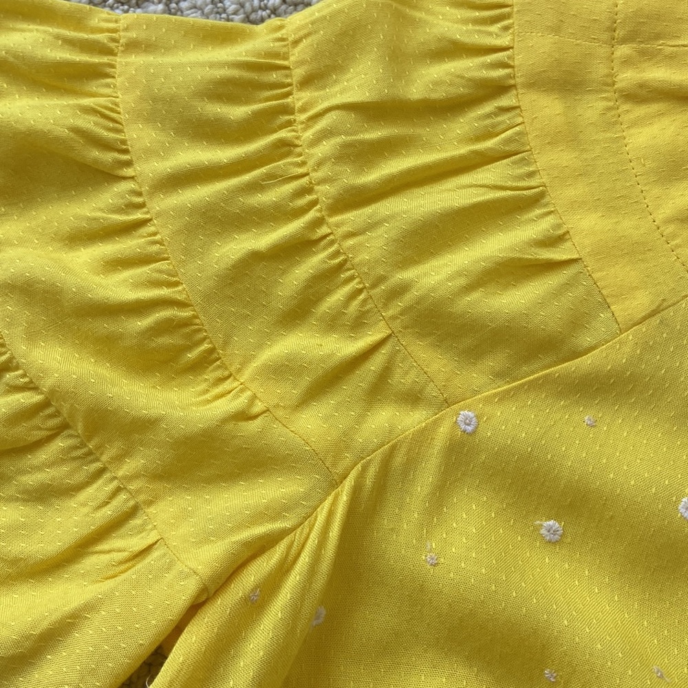 Anthro Maeve top, sz 6, yellow, NWT, viscose - Picture 6 of 10